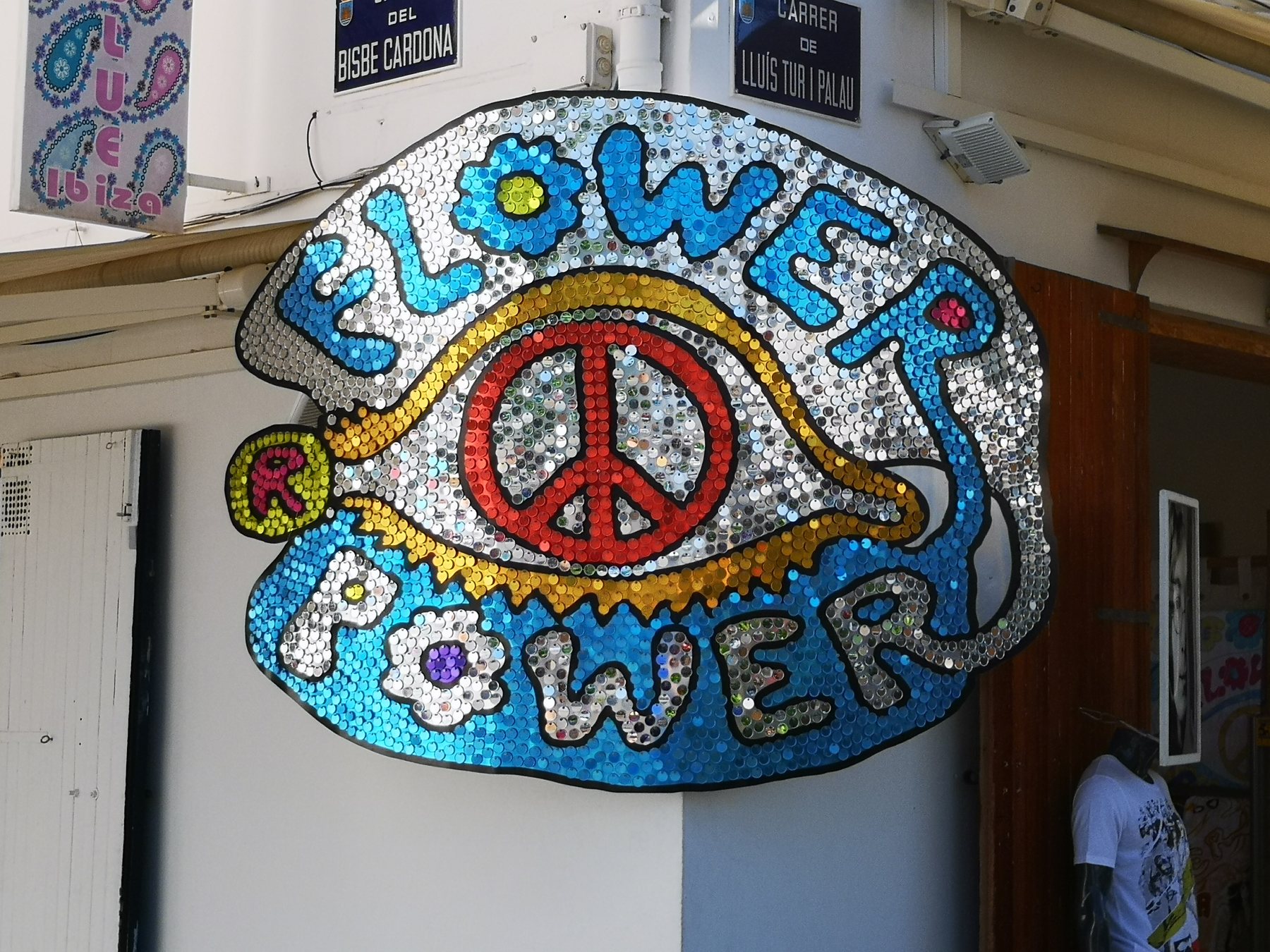 Flower-Power auf Ibiza